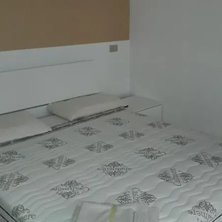 Marilyn House Appartement *