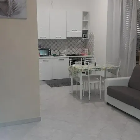 Marilyn House * Desenzano del Garda